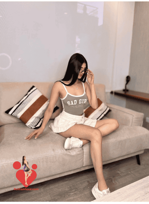 Mahira Zirakpur escort